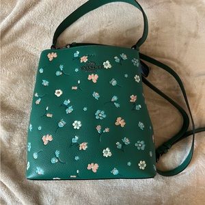 Coach Town Bucket Bag With Mystical Floral Print Green .